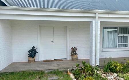 3 Bedroom House in St Francis Links