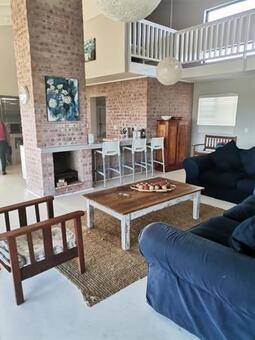 6 Bedroom House in Cape St Francis