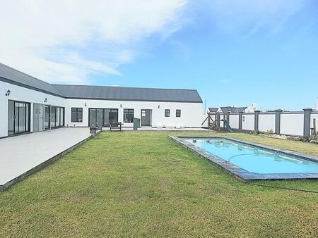 1 Bedroom Apartment in Laguna Sands