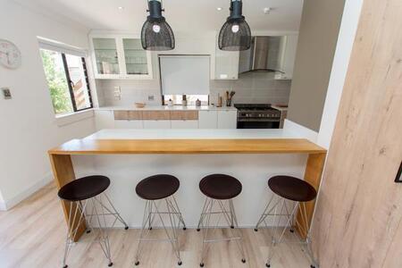 4 Bedroom House in Port Owen