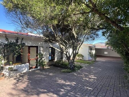 3 Bedroom House in Onrus