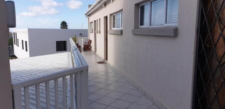 1 Bedroom Apartment in Dana Bay