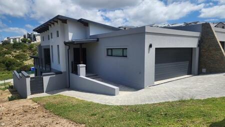 3 Bedroom House in Eden