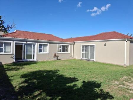 4 Bedroom House in Parklands