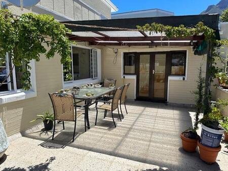 3 Bedroom Apartment in Newlands