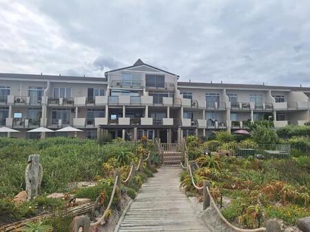 2 Bedroom Apartment in Lagoon Beach