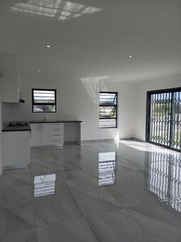 2 Bedroom Apartment in Philippi