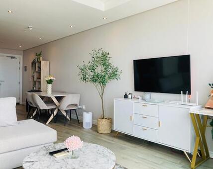 1 Bedroom Apartment in Foreshore