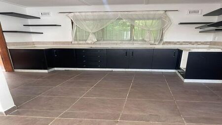 2 Bedroom apartment to rent in La Mercy