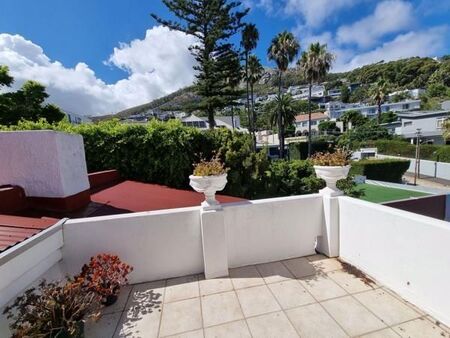 2 Bedroom Apartment in Fresnaye