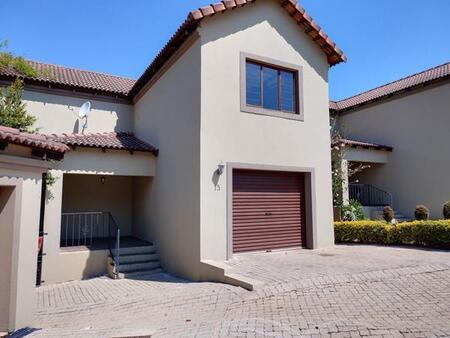 3 Bedroom Townhouse in Kingsview