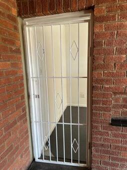 1.5 Bedroom Flat in Sea View