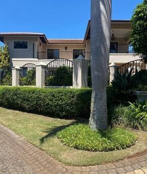 4 Bedroom House in Izinga Estate