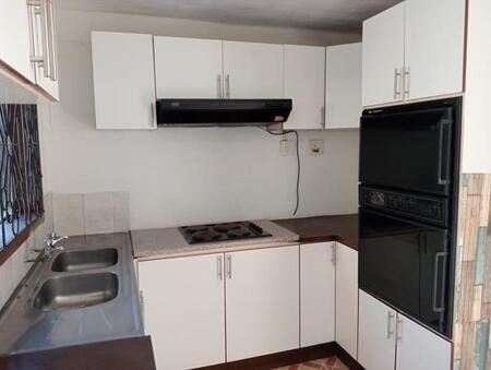 2 Bedroom House in Forest Haven