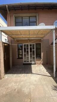 2 Bedroom Duplex in Glenwood