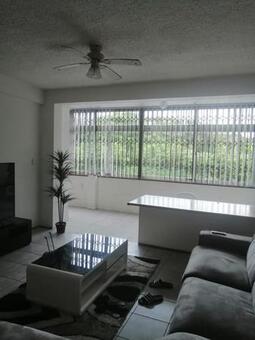 2 Bedroom Apartment in Amanzimtoti