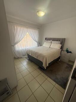 3 Bedroom Townhouse in Weltevreden Park