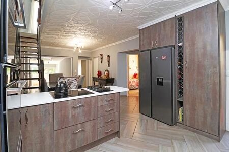 3 Bedroom Townhouse in Weltevreden Park