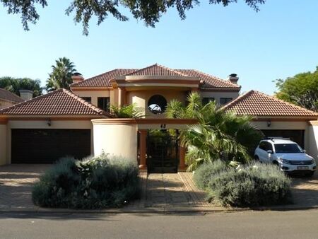 4 Bedroom House in Silver Lakes Golf Estate
