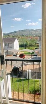 2 Bedroom Apartment in Wilgeheuwel