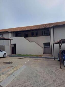 2 Bedroom Simplex in La Montagne