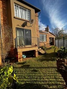 3 Bedroom Townhouse in Murrayfield
