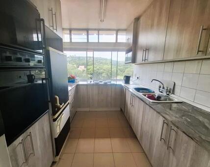 3 Bedroom Apartment in Muckleneuk