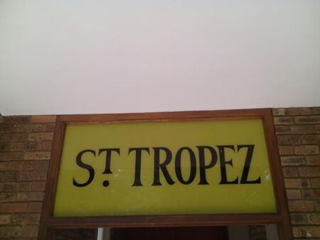 1.5 Bedroom Apartment in Sunnyside