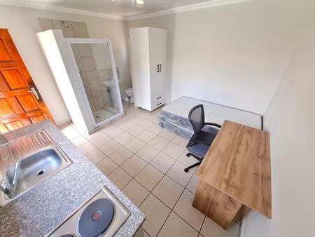 0.5 Bedroom Flat in Hatfield