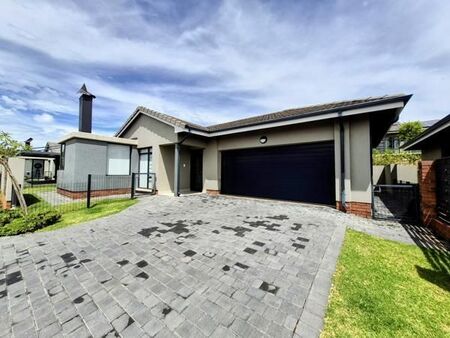 3 Bedroom House in Waterkloof