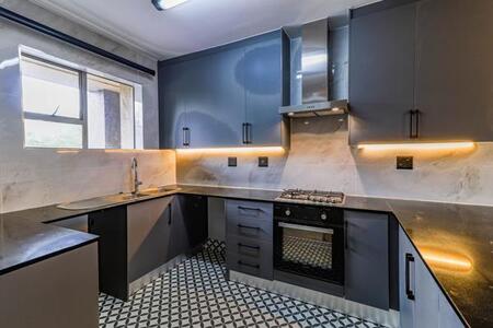 2 Bedroom Apartment in Sandton Central