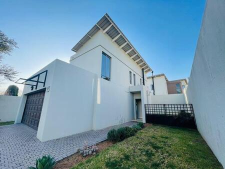 3 Bedroom House in Fourways