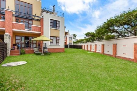 2 Bedroom Apartment in Douglasdale