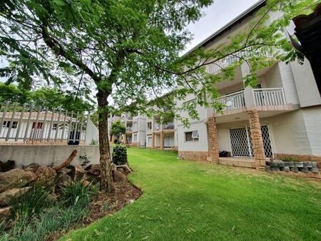 2 Bedroom Apartment in Fourways