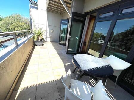 2 Bedroom Apartment in Greenside