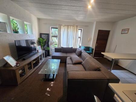 1 Bedroom Apartment in Parktown North