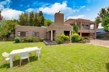 4 Bedroom House in Johannesburg North