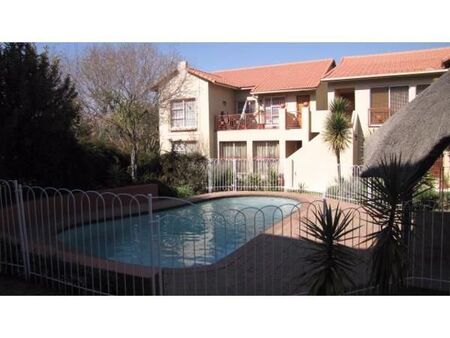 2 Bedroom Townhouse in Bassonia