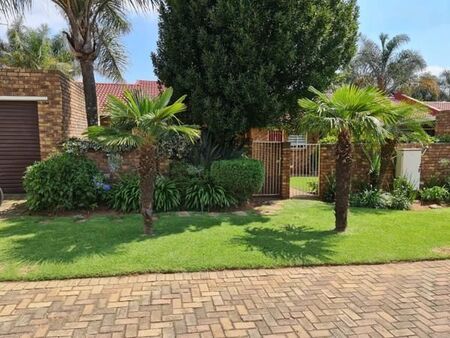 3 Bedroom Townhouse in Glen Marais