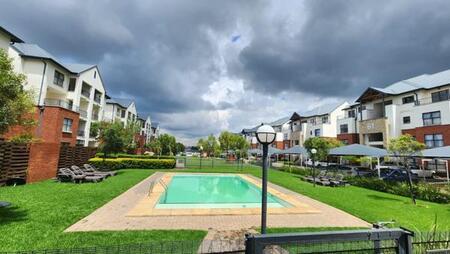 3 Bedroom Apartment in Greenstone Hill