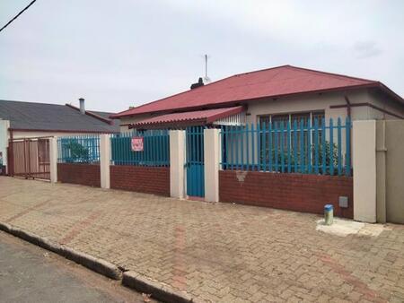 2 Bedroom House in Brakpan Central