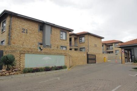 2 Bedroom Townhouse in Rynfield Ah