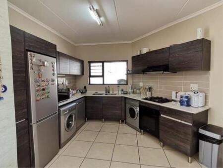 3 Bedroom Apartment in Modderfontein