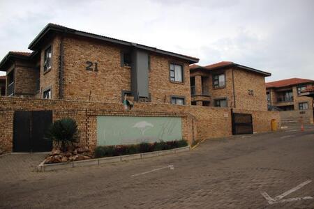 2 Bedroom Townhouse in Crystal Park