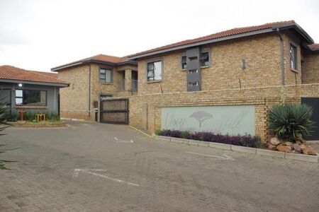 2 Bedroom Townhouse in Rynfield Ah