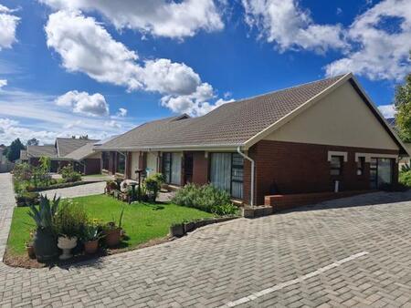 2 Bedroom Townhouse in Eureka