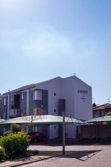 2 Bedroom Apartment in Verwoerdpark