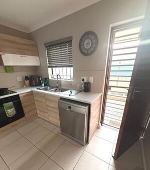 2 Bedroom Townhouse in Brackenfell Central