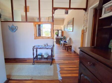 6 Bedroom House in Linkside