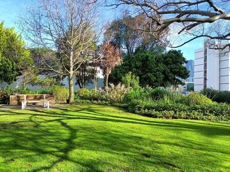 Studio Apartment in Claremont